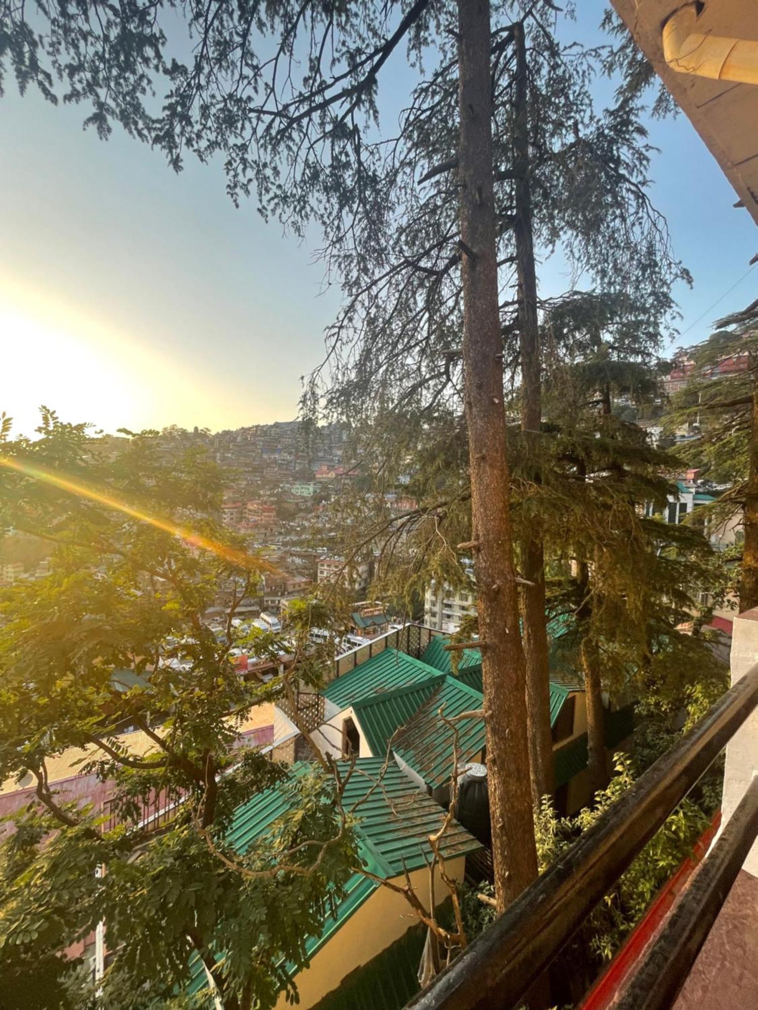 Hotel Willow Banks - Boutique 4 Star Hotel On The Mall Road Shimla Dış mekan fotoğraf